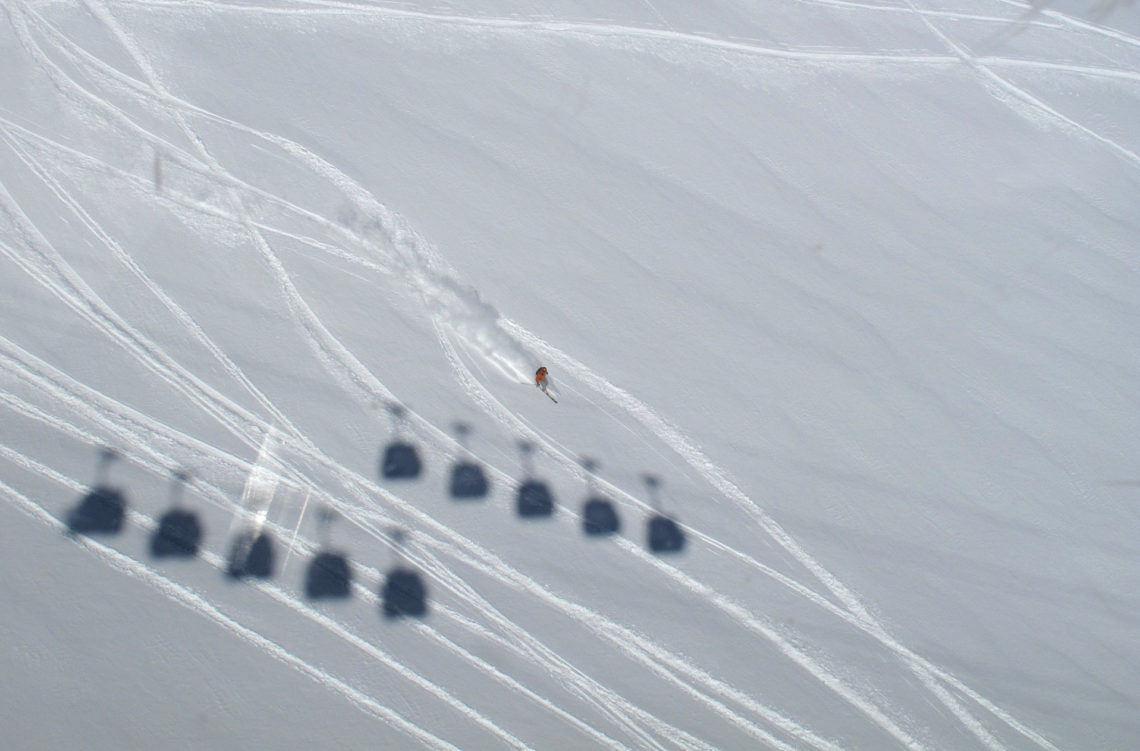 Telemarker below the lift